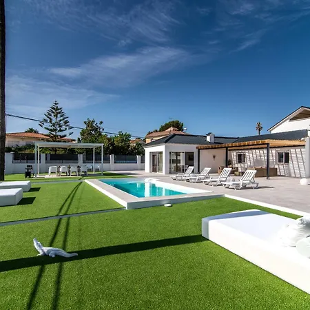 Palm Tree 5 Bdr Pool & Bbq